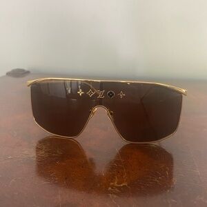 LV Golden Mask Sunglasses